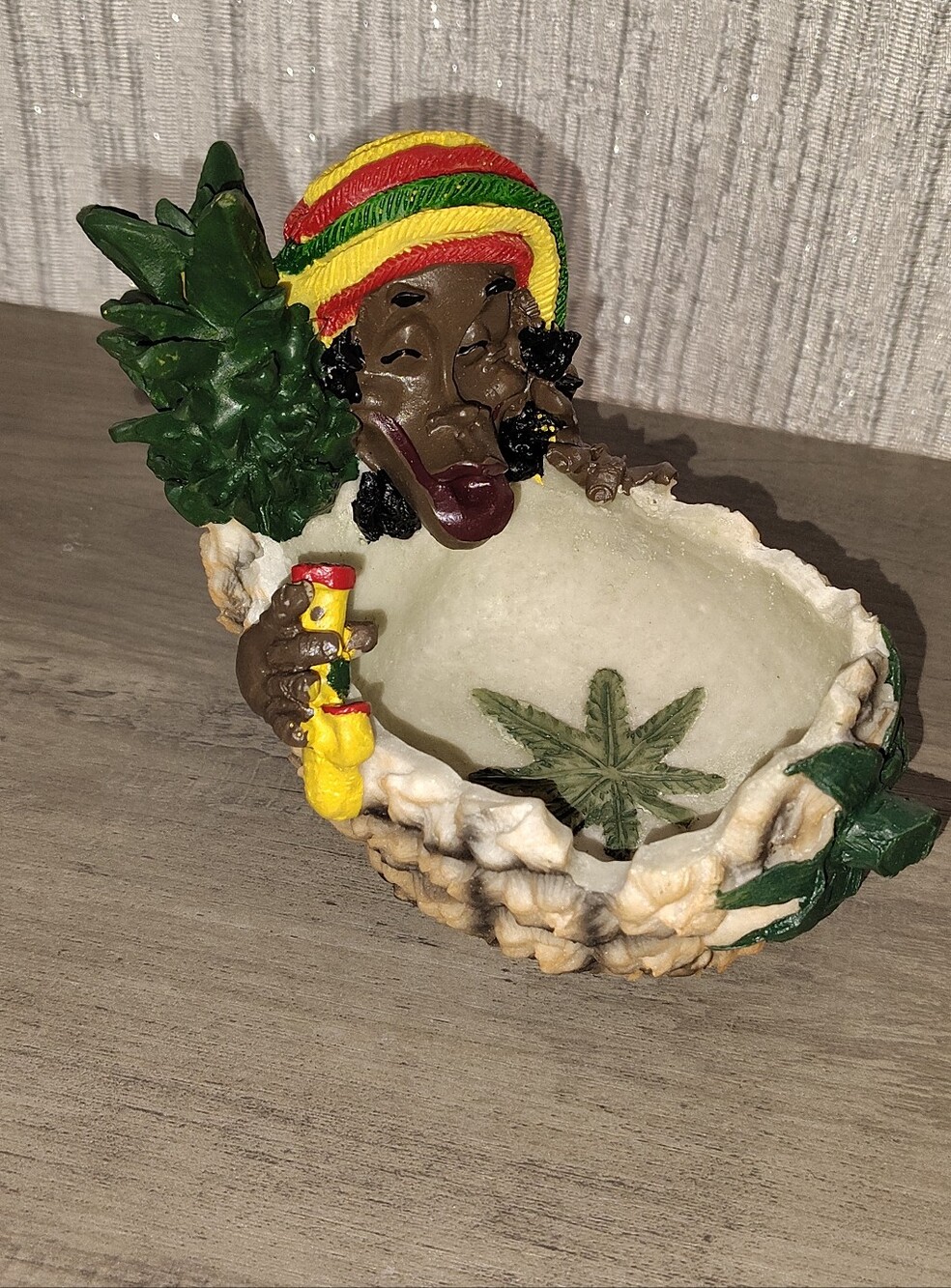 Rasta Pineapple Bowl Ashtray